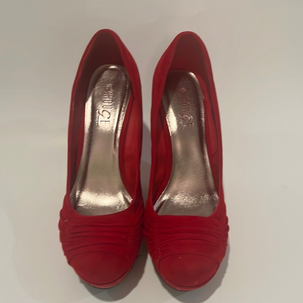 Cherry red Suede wedge